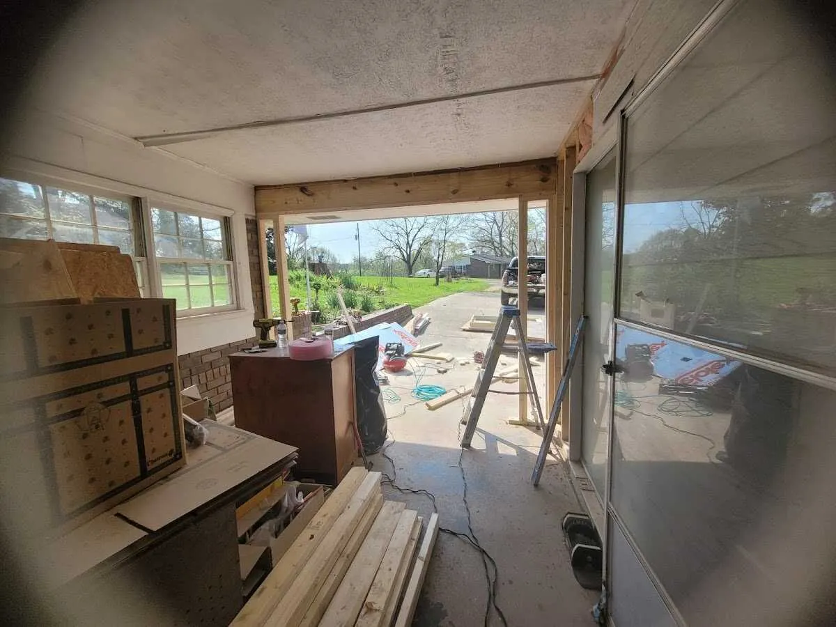 Air movers and dehumidifier for Water Mitigation Services in Altoona